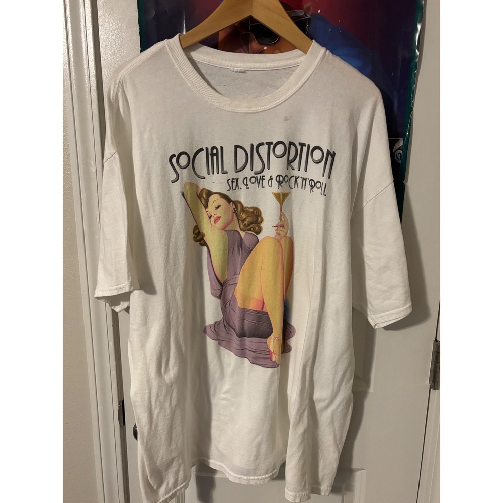 Social Distortion Sex Love and Rock n Roll Pin Up Girl y2k band T-Shirt XL